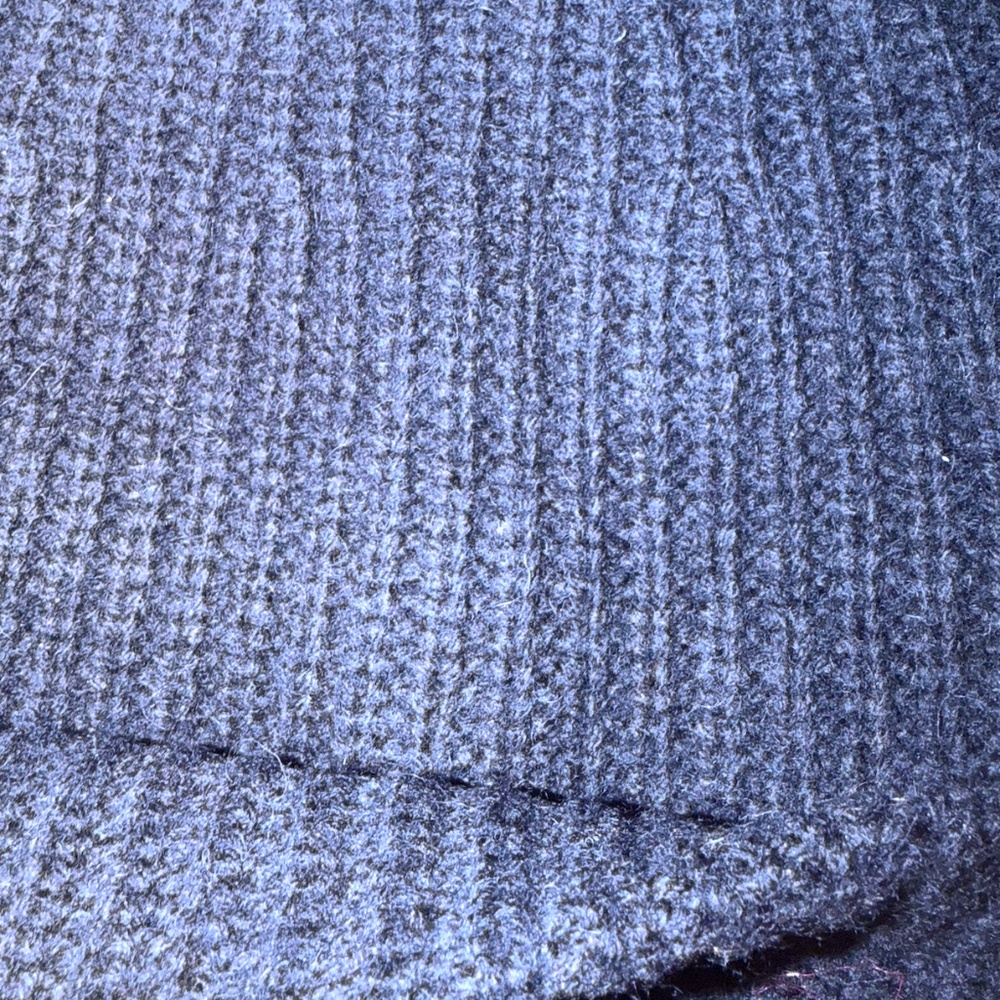 Simons navy blue ribbed pure recycled lambswool chunky tuque hat beanie NWT - Picture 5 of 11
